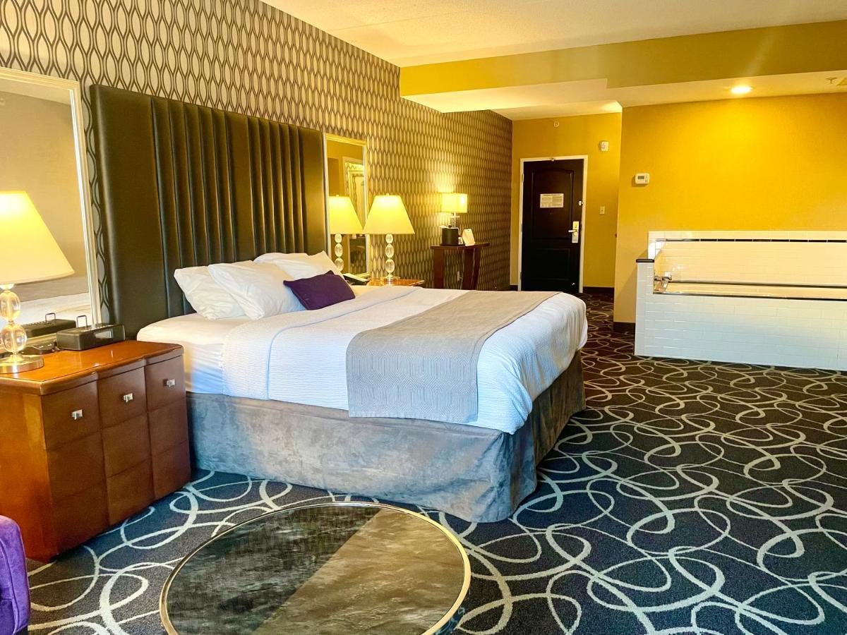 Park Manor Hotel 克利夫顿帕克 外观 照片 A room at the Hotel Del Monte